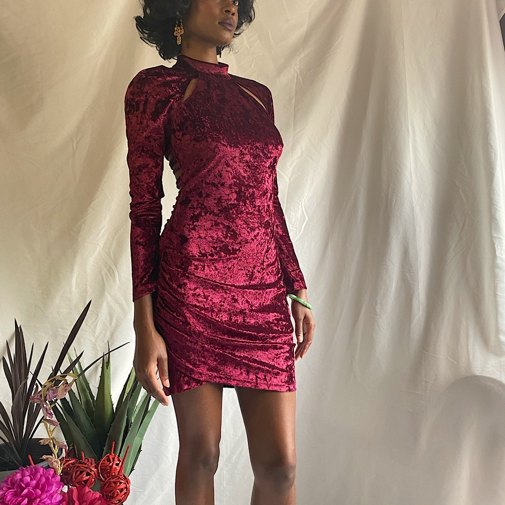 Brand new valiant Paris Velvet maroon tone dress